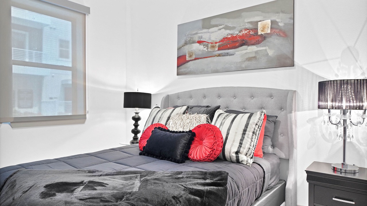 Photo of Bedroom in Greenway Plaza-Upper Kirby
