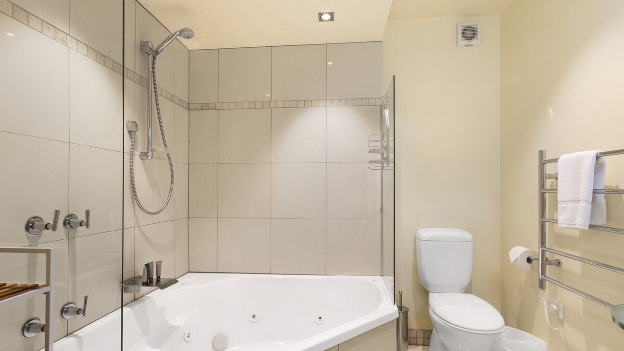 Photo of Bathroom in Hotham Heights