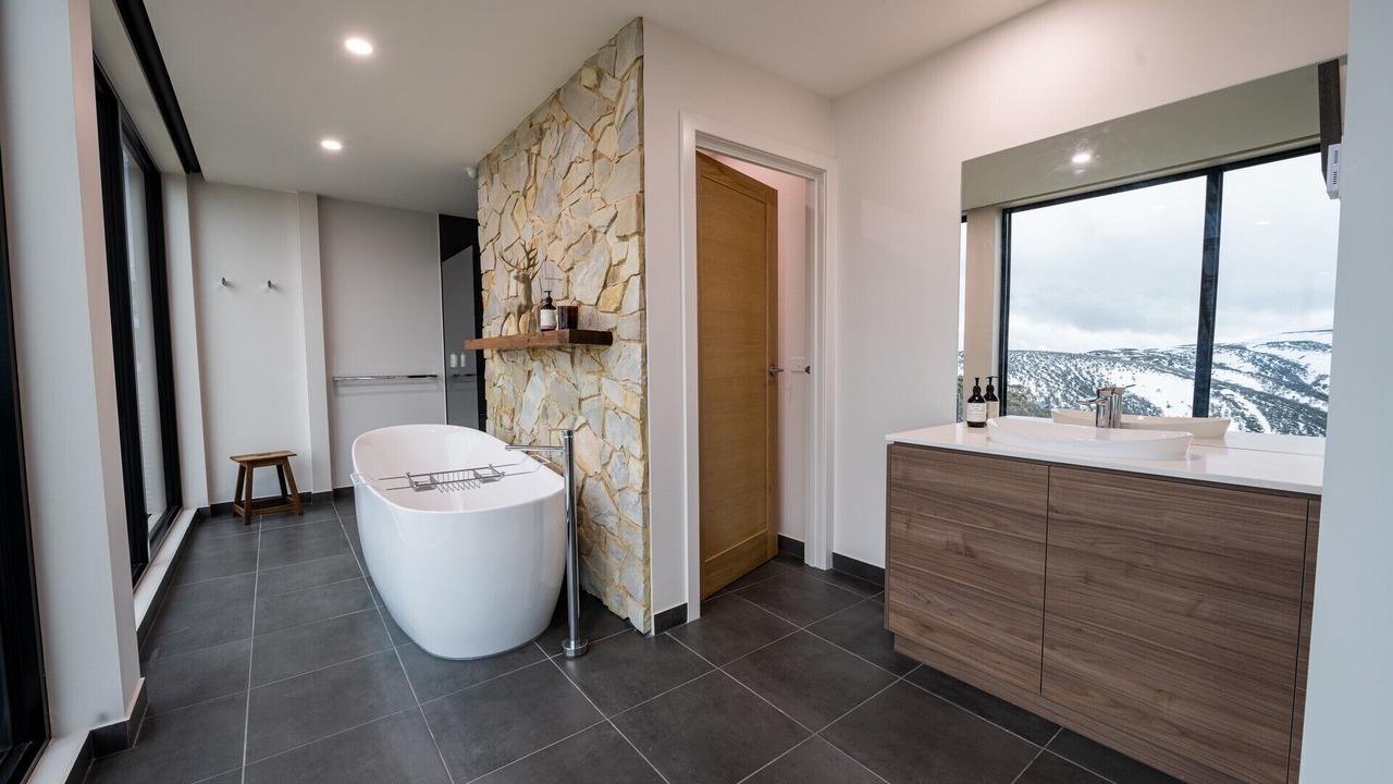 Photo of Bathroom in Hotham Heights