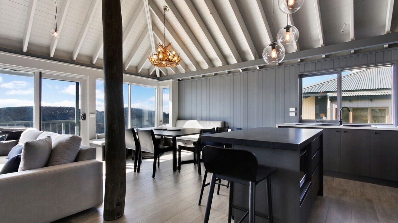 Photo of Others in Hotham Heights