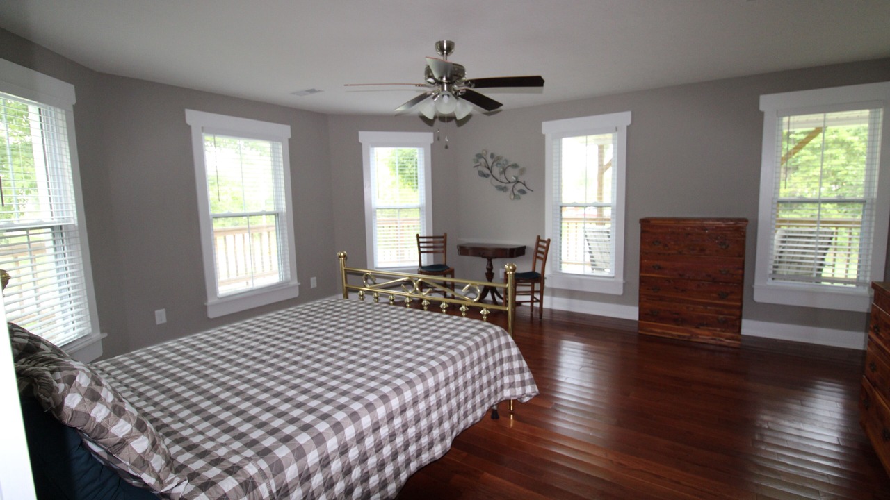 Photo of Bedroom in Bee Spring