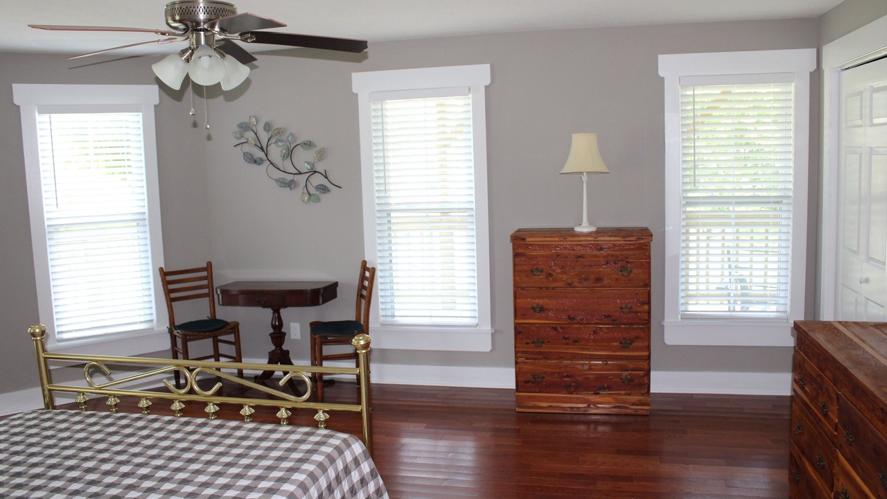 Photo of Bedroom in Bee Spring