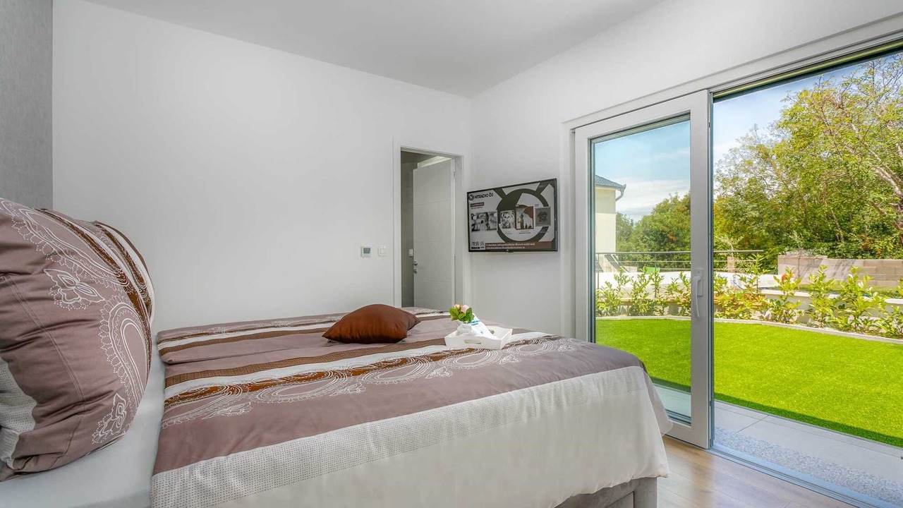 Photo of Bedroom in Malinska-Dubasnica