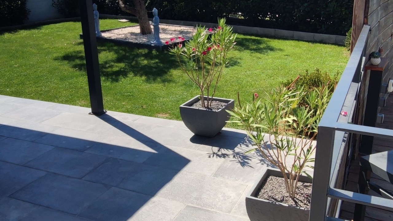Photo of Patio Balcony in Villeneuve