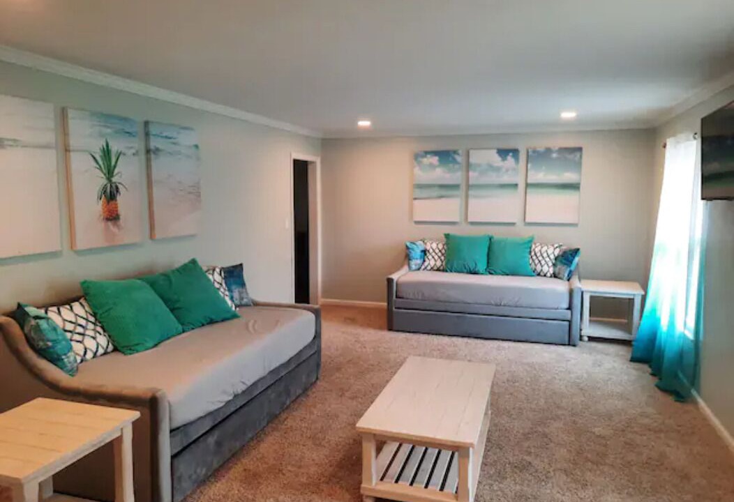 Photo of Livingroom in East Point