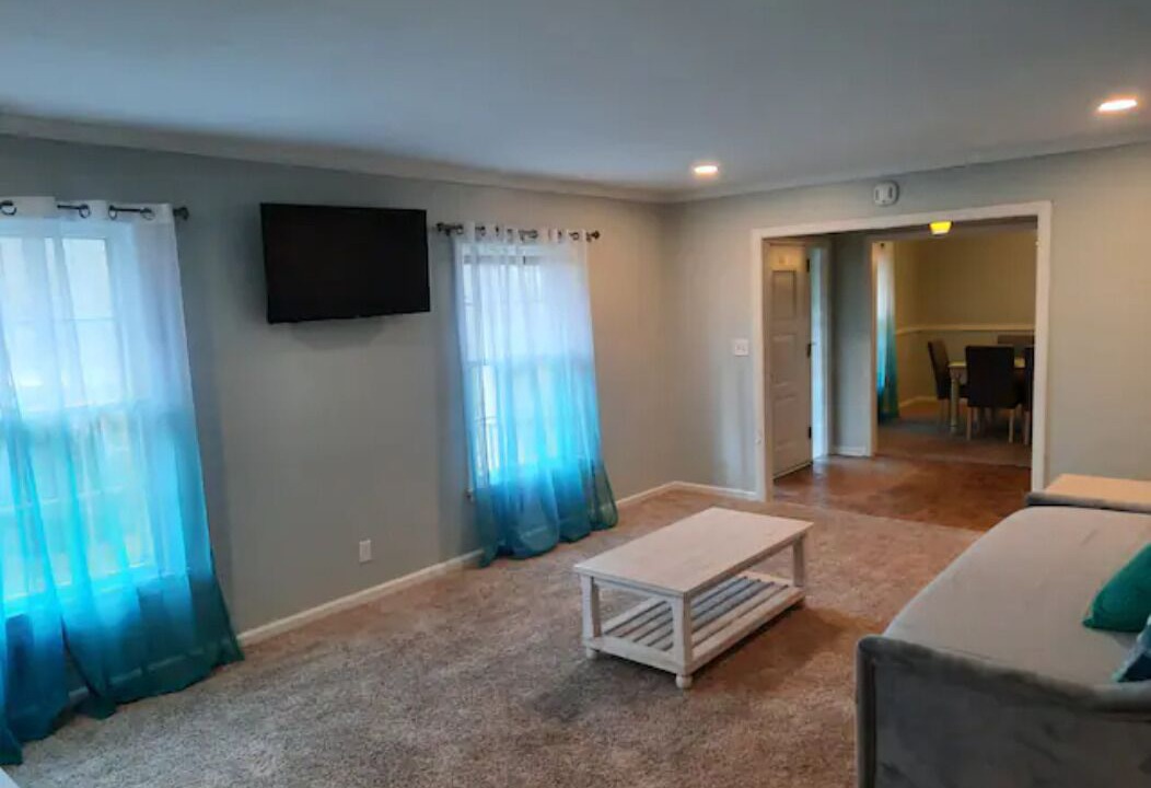 Photo of Livingroom in East Point
