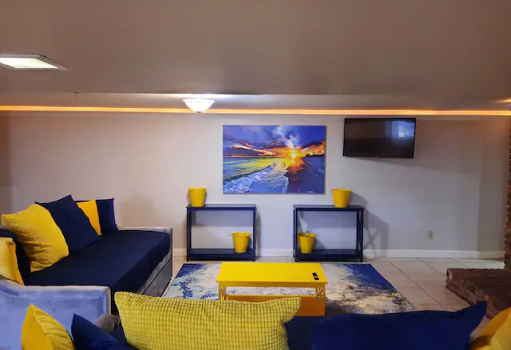 Photo of Livingroom in East Point