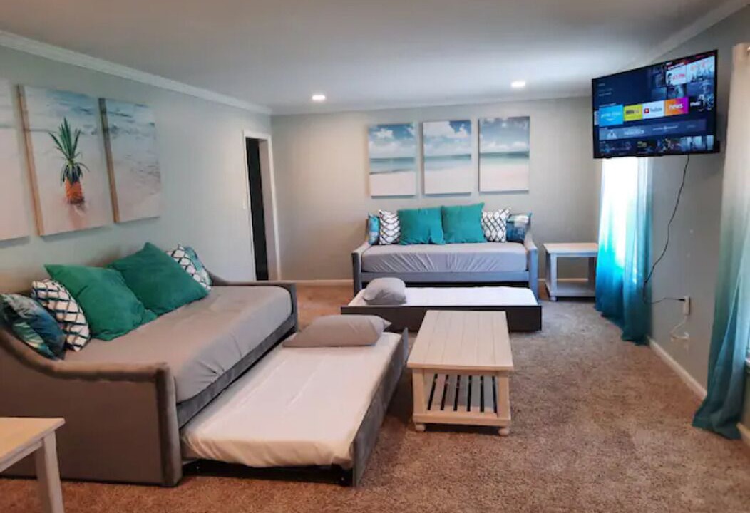 Photo of Livingroom in East Point