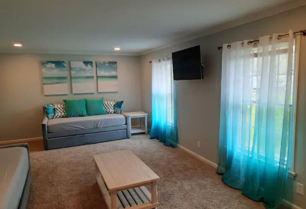 Photo of Livingroom in East Point