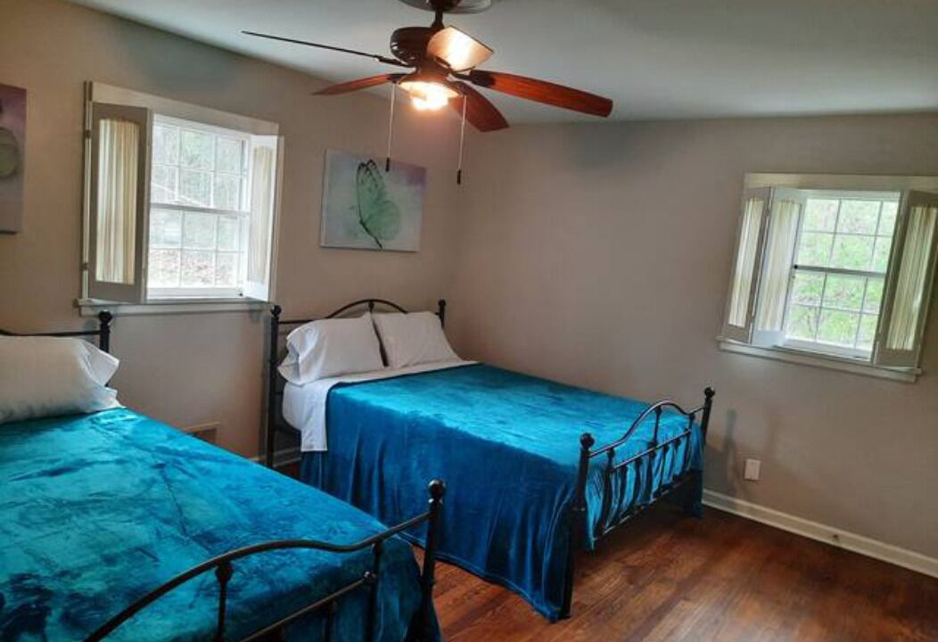 Photo of Bedroom in East Point