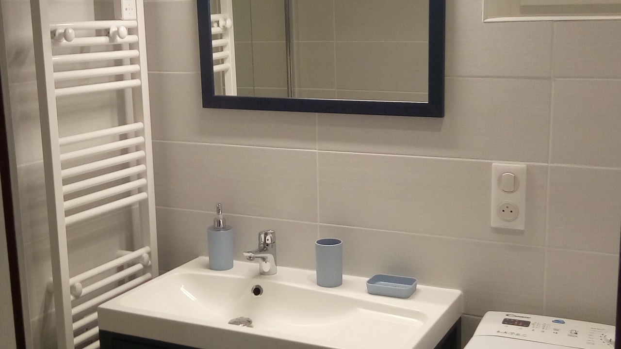 Photo of Bathroom in Saint-Georges-sur-Cher