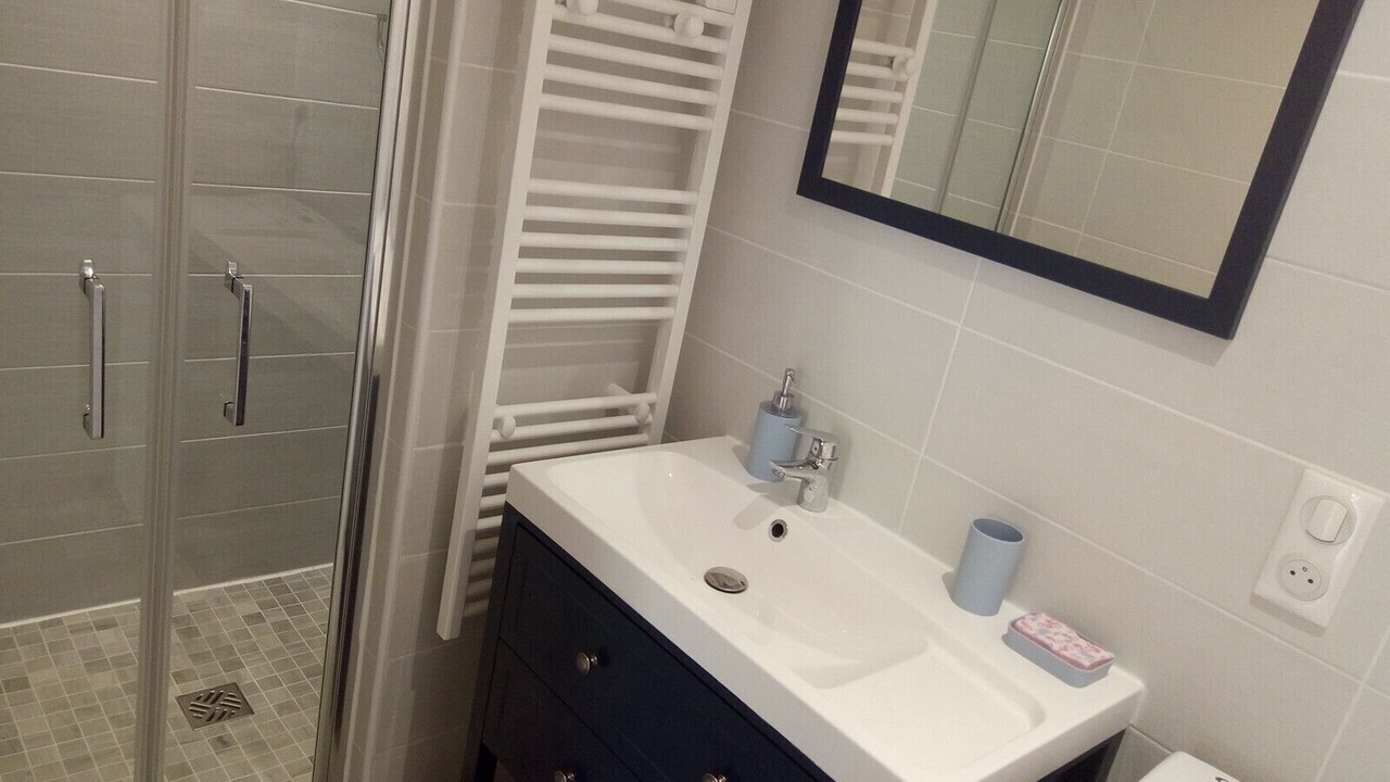 Photo of Bathroom in Saint-Georges-sur-Cher