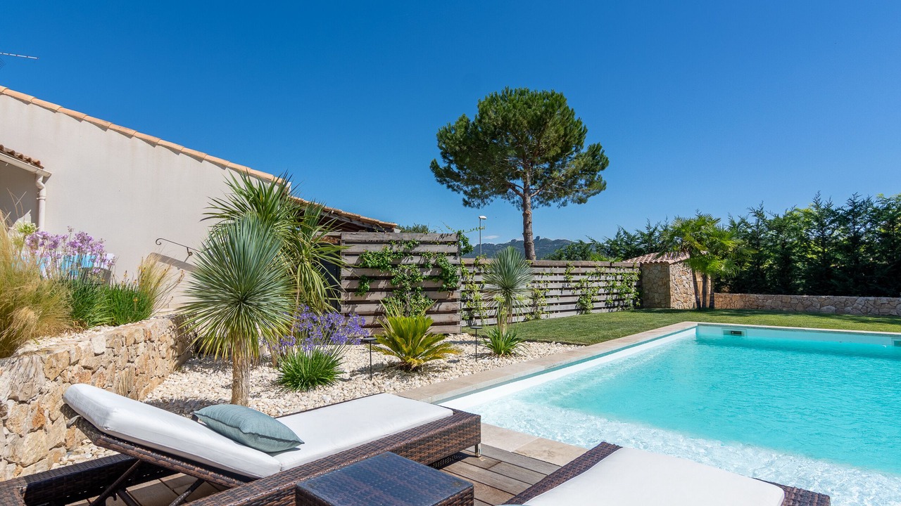 Photo of Outdoor in Bouc-Bel-Air