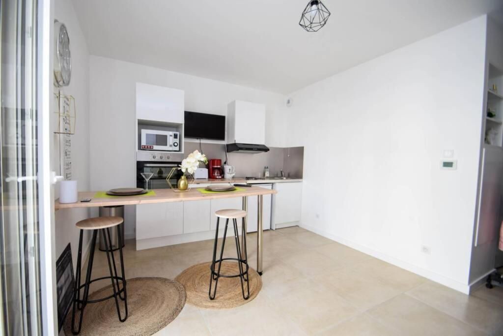 Photo of Kitchen in Rueil-Malmaison