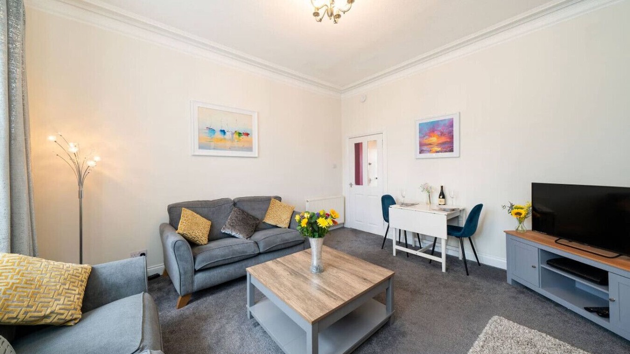 Photo of Livingroom in Broughty Ferry
