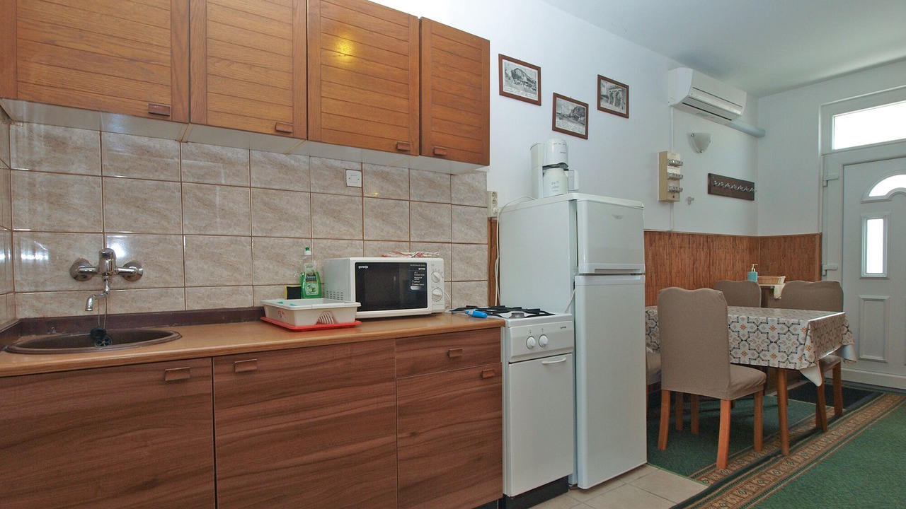 Photo of Kitchen in Liznjan