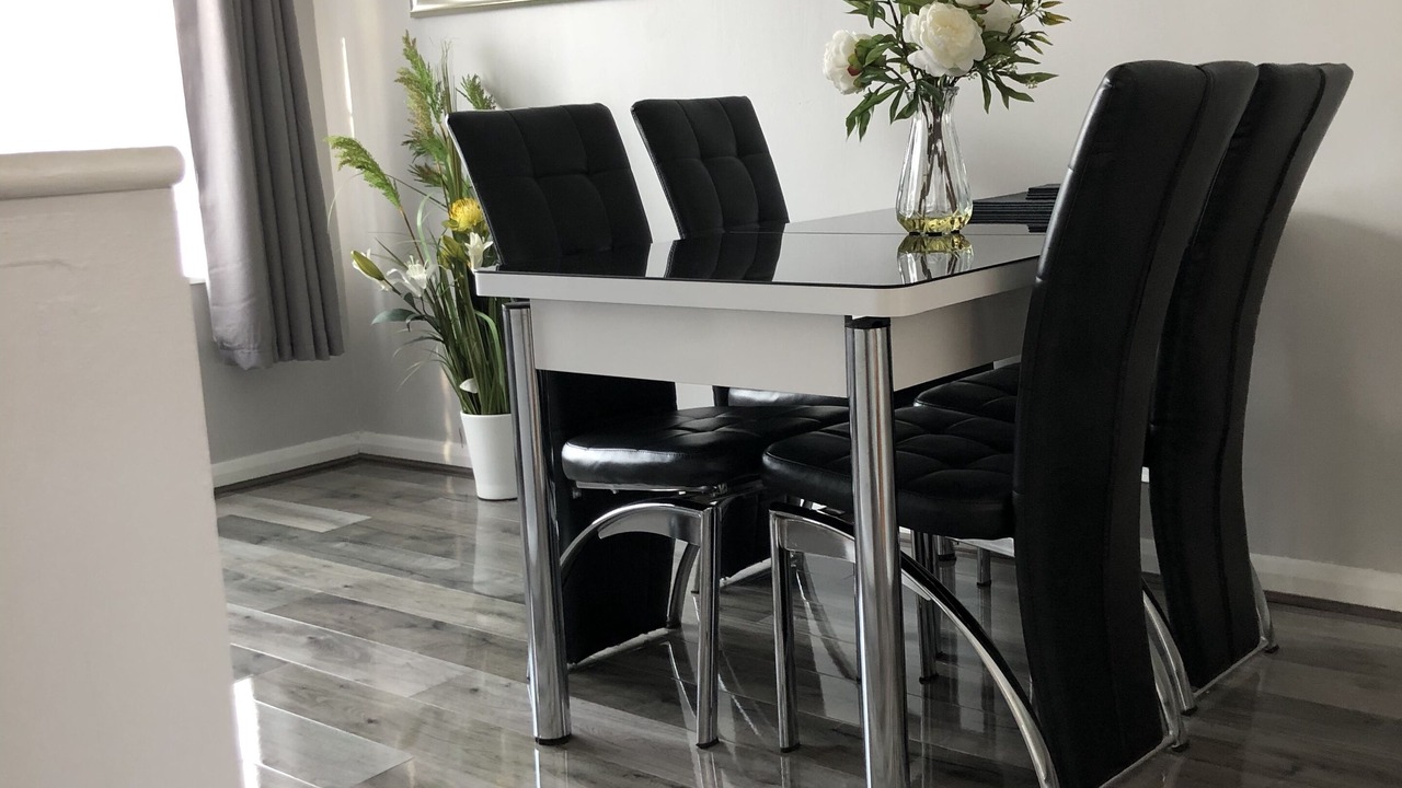 Photo of Others in Vange