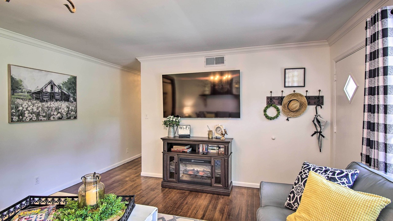 Photo of Livingroom in Tulsa