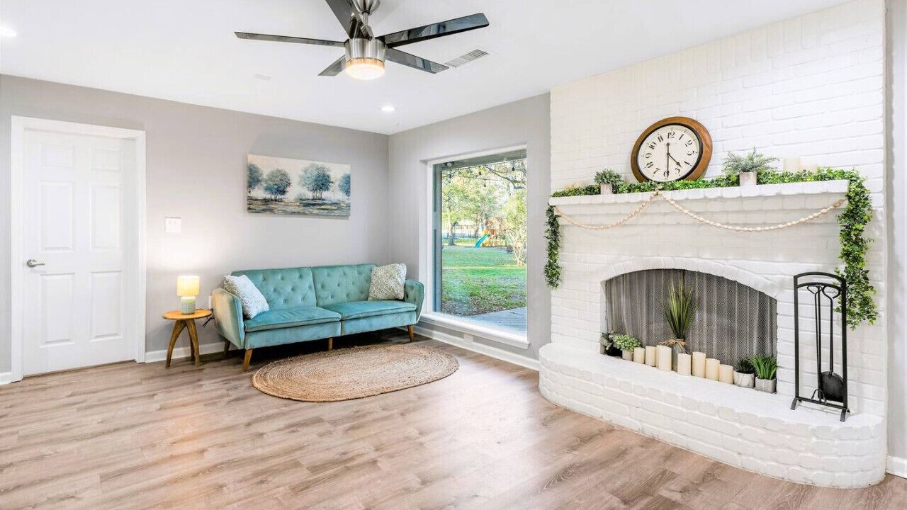 Photo of Livingroom in Conroe