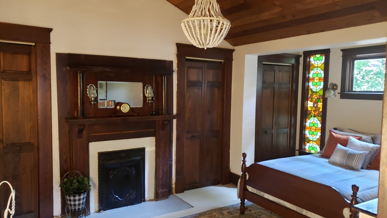 Photo of Bedroom in Stone Mountain Historic Village