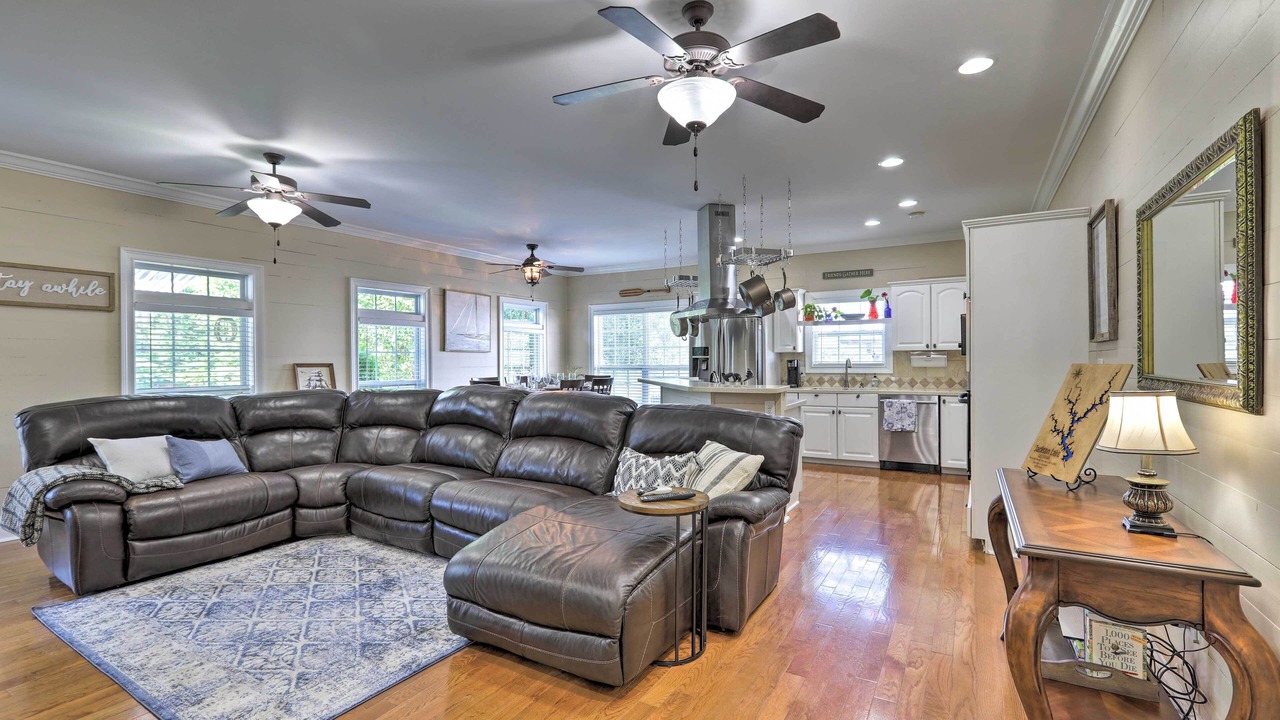 Photo of Bedroom in Jackson