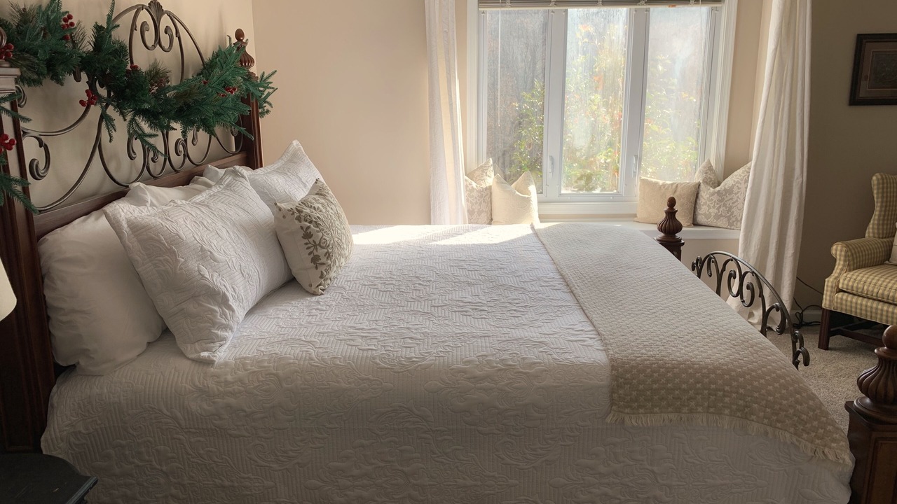 Photo of Bedroom in Massanutten