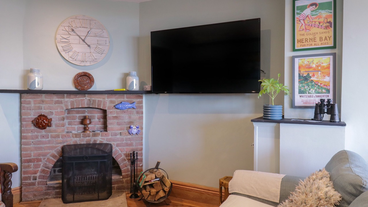 Photo of Livingroom in Swalecliffe