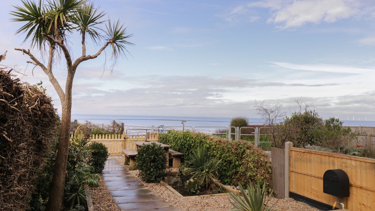 Photo of Patio Balcony in Swalecliffe