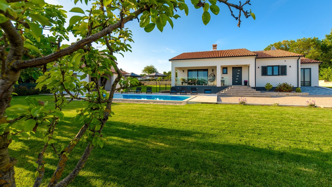 Photo of Outdoor in Prkacini