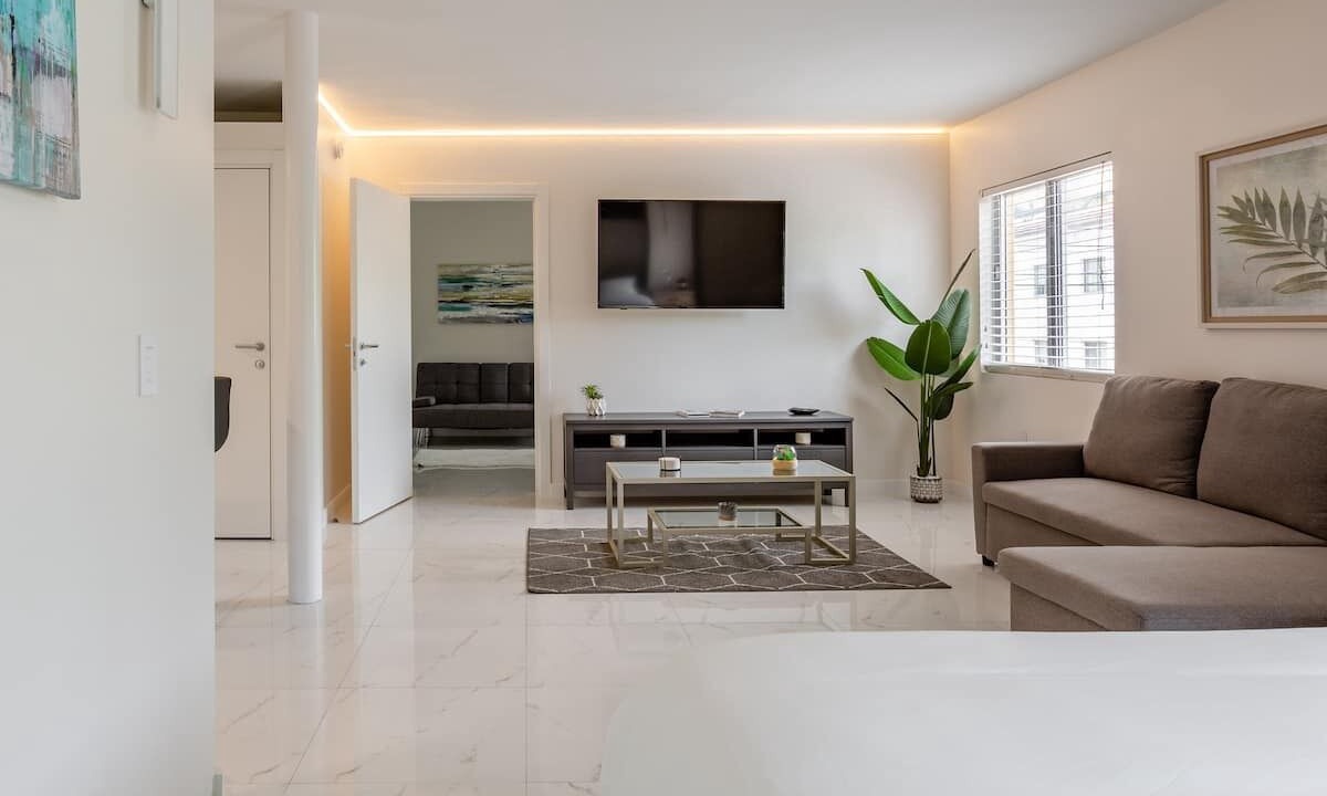 Photo of Bedroom in South Pointe