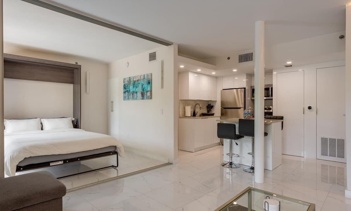 Photo of Bedroom in South Pointe