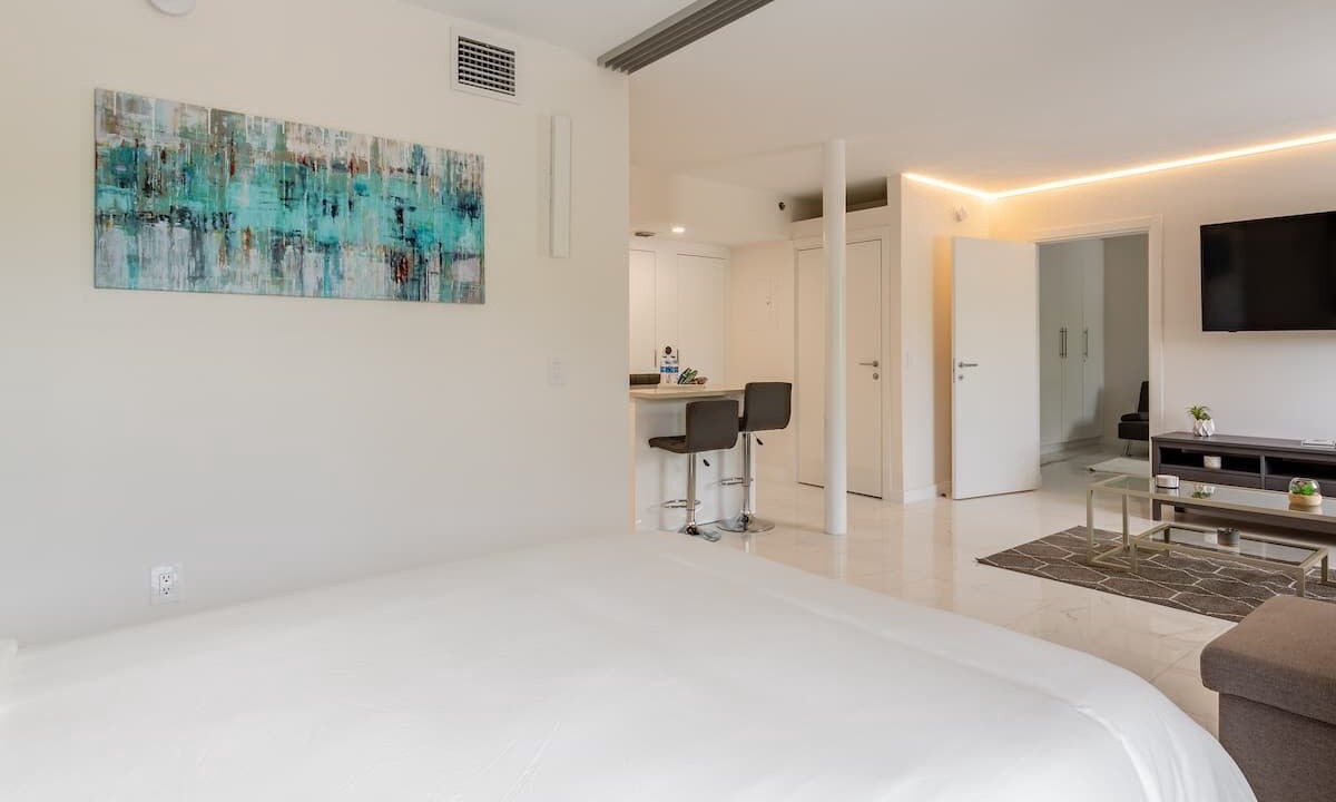 Photo of Bedroom in South Pointe