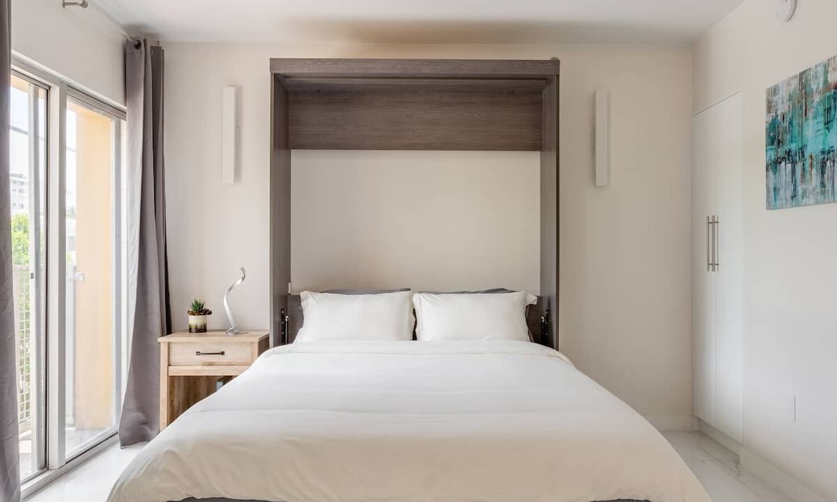 Photo of Bedroom in South Pointe