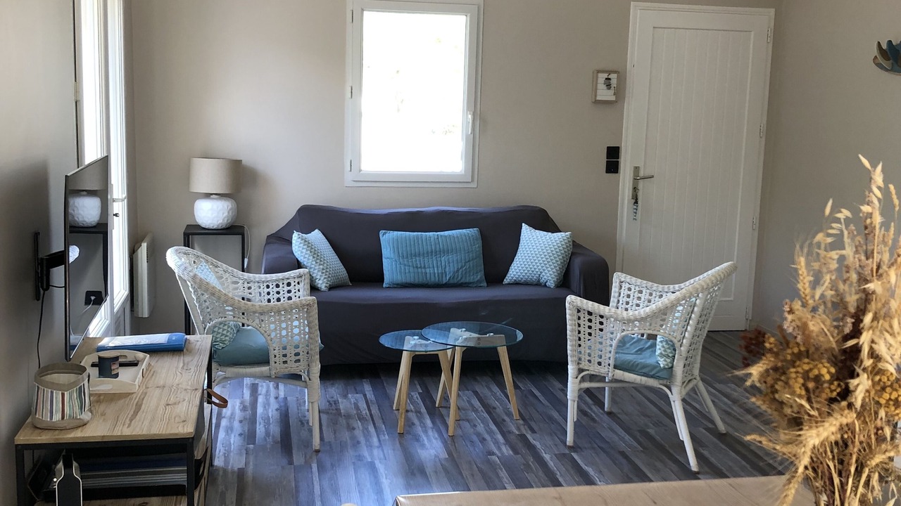 Photo of Livingroom in Brem Sur Mer