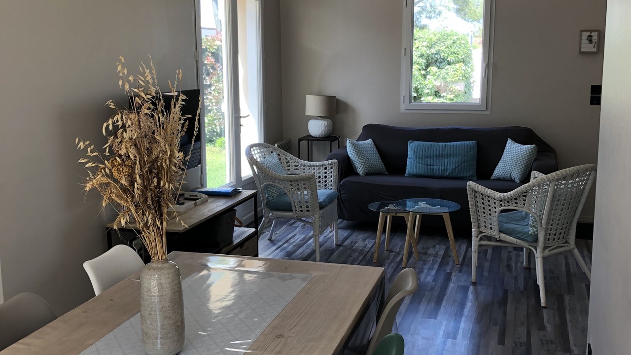 Photo of Livingroom in Brem Sur Mer