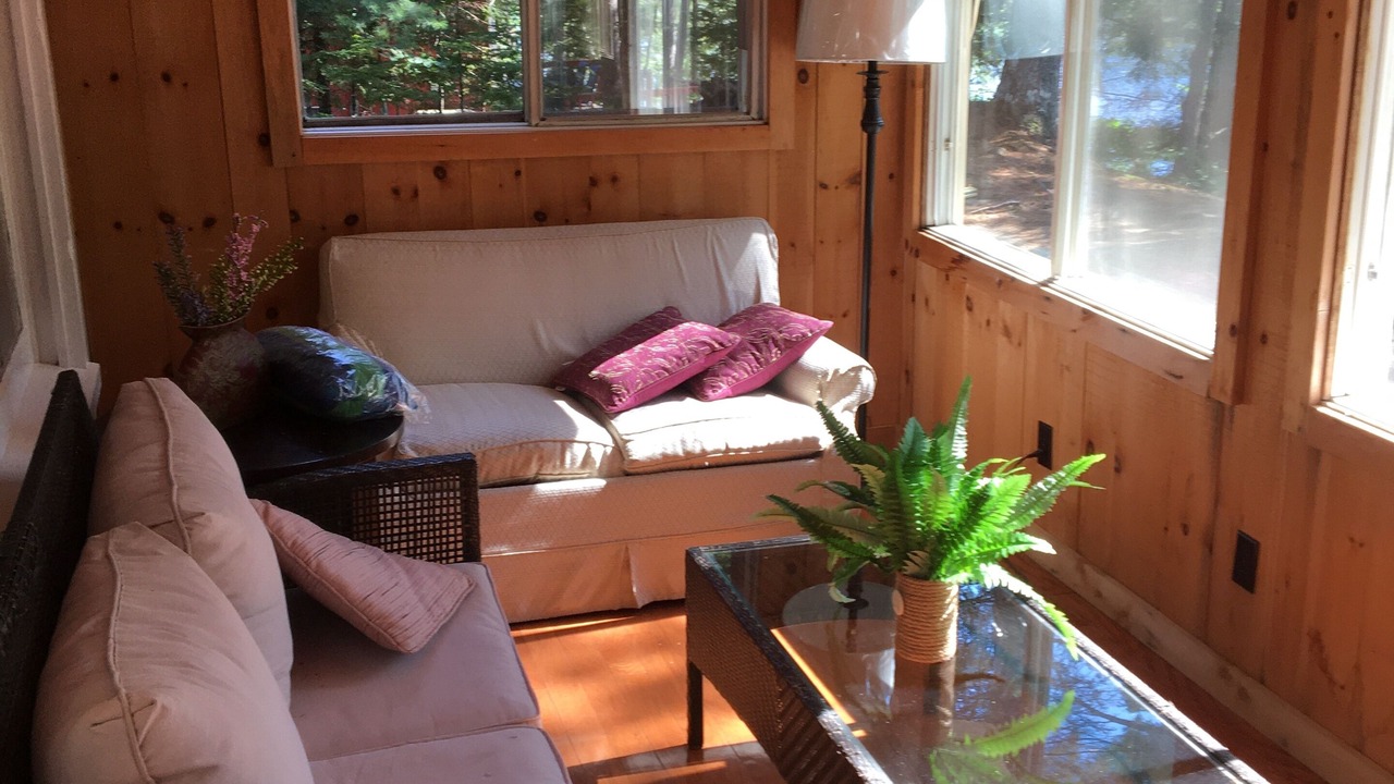 Photo of Livingroom in Durham Bridge