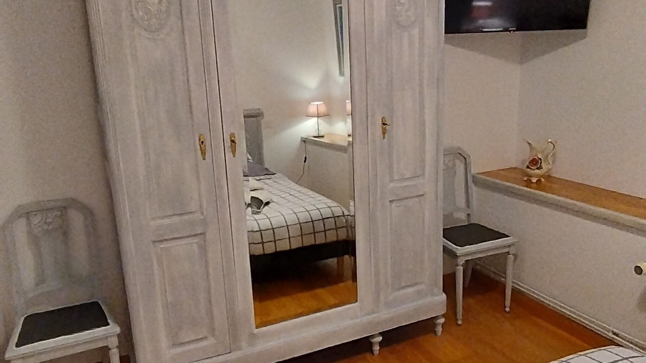 Photo of Bedroom in Villedieu-les-Poeles