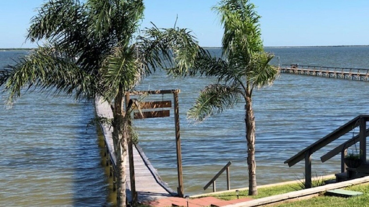 Photo of Others in Loyola Beach