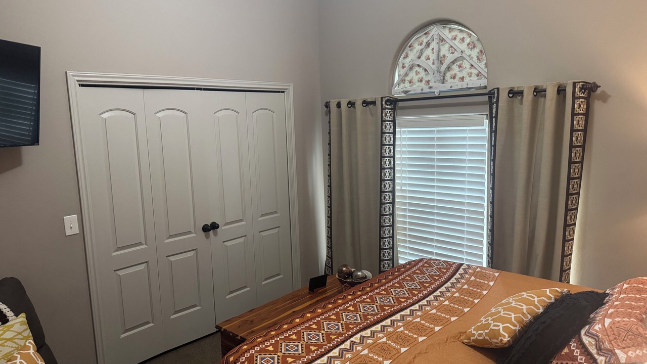 Photo of Bedroom in Loyola Beach