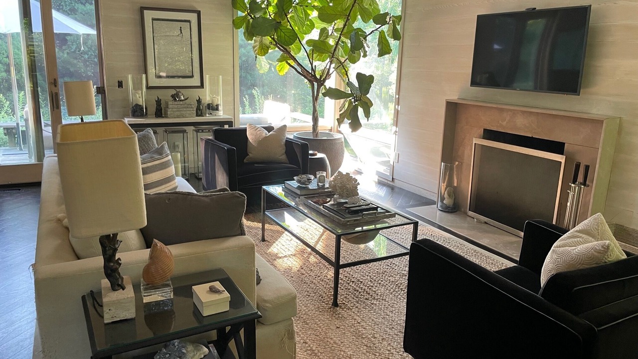 Photo of Livingroom in Water Mill