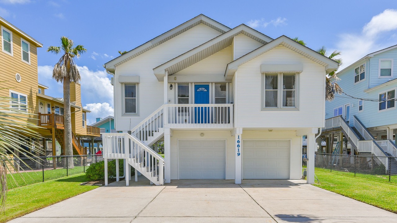 Photo of Bedroom in Jamaica Beach