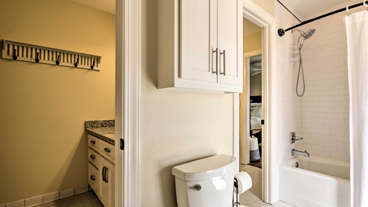 Photo of Bathroom in Chapin