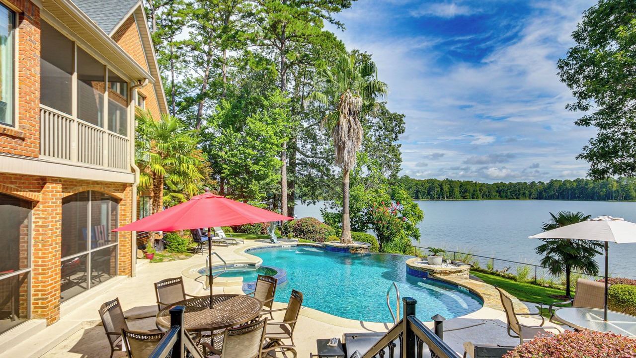Photo of Outdoor in Chapin