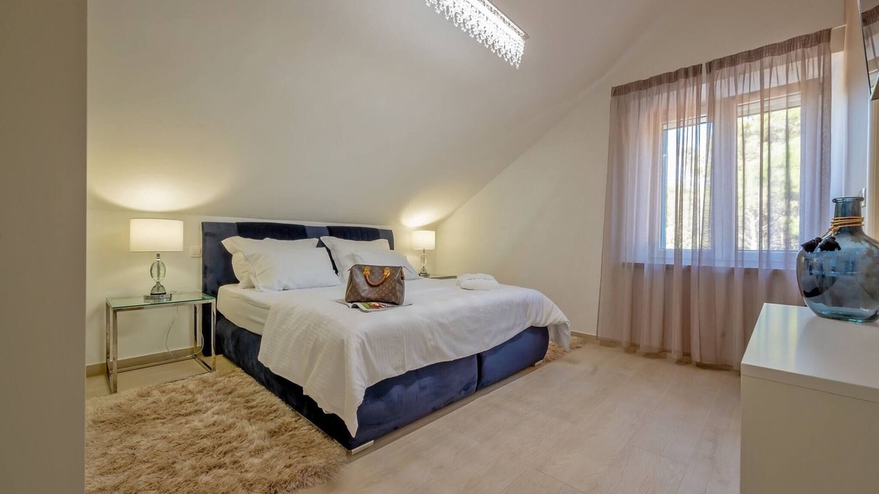 Photo of Bedroom in Pucisca