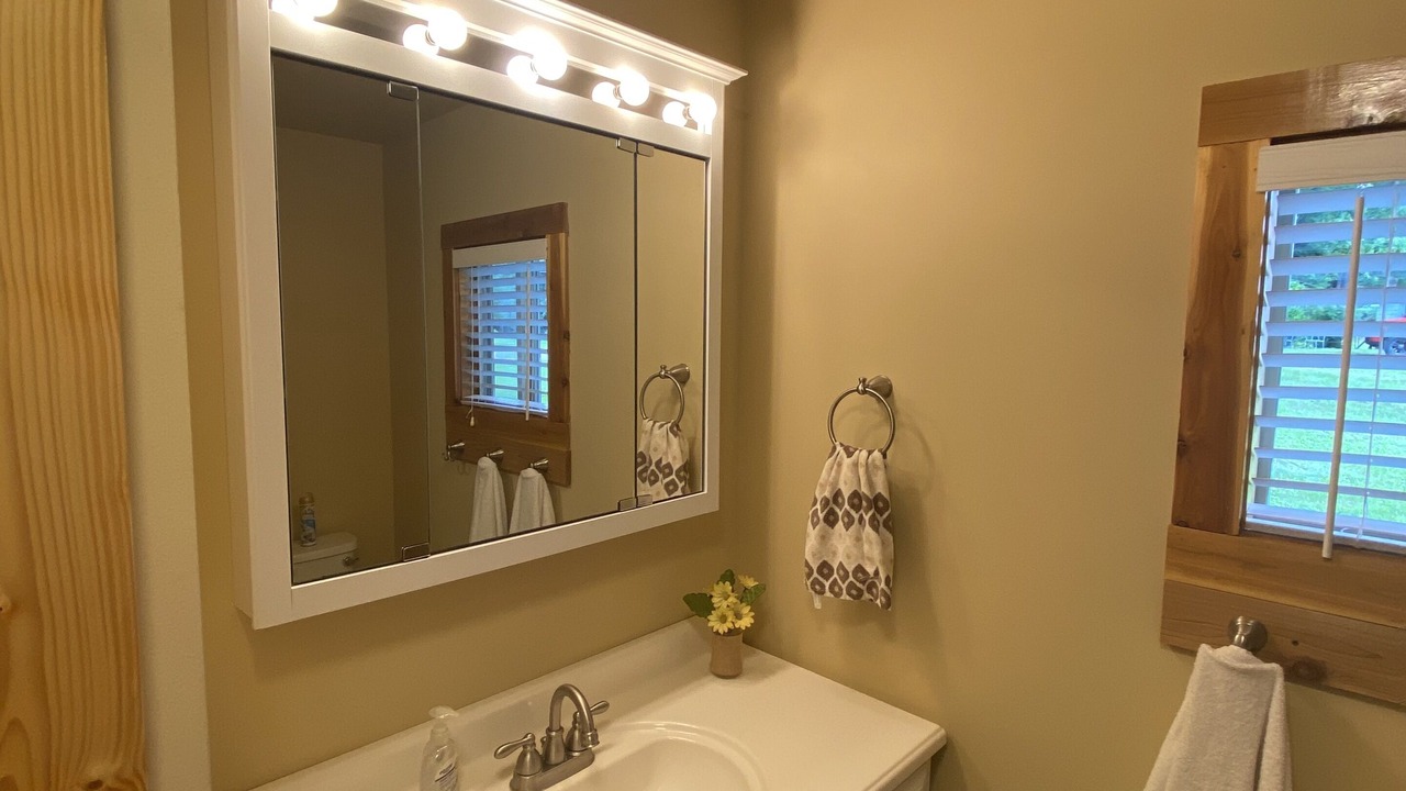 Photo of Bathroom in Alden