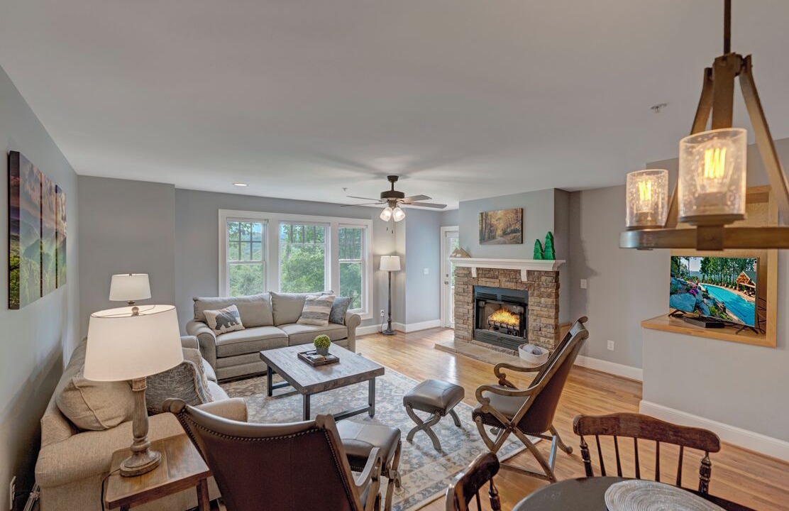 Photo of Livingroom in Foscoe