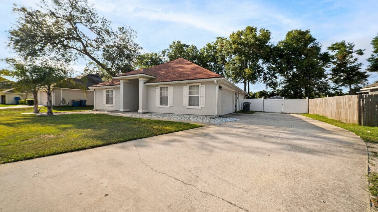 Photo of Outdoor in Northside