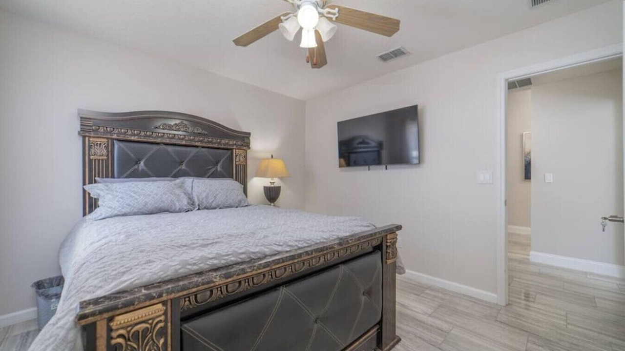 Photo of Bedroom in Northside