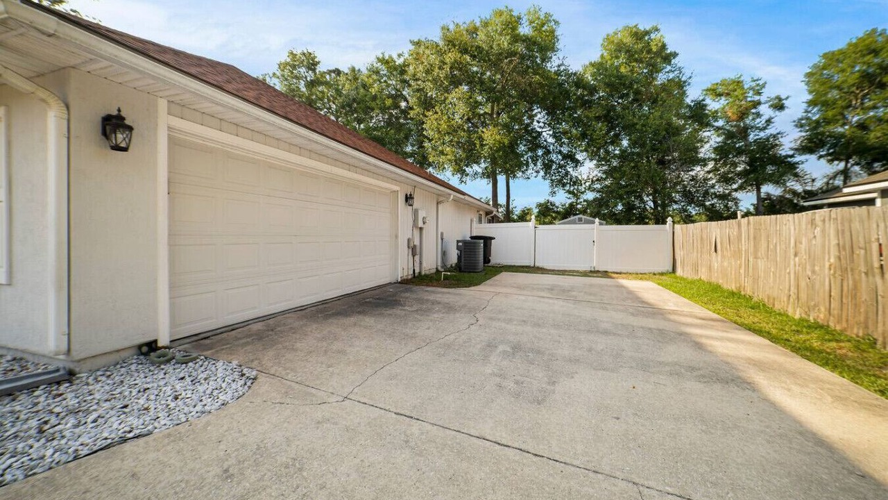 Photo of Outdoor in Northside