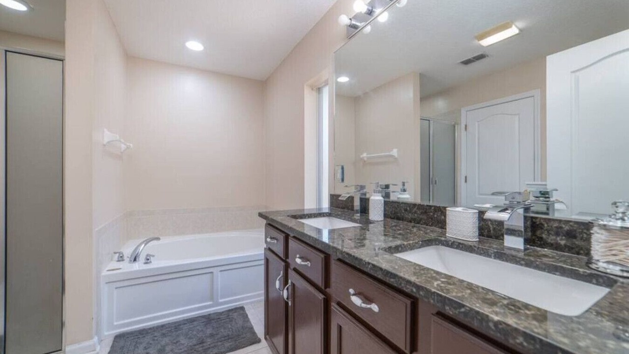 Photo of Bathroom in Northside